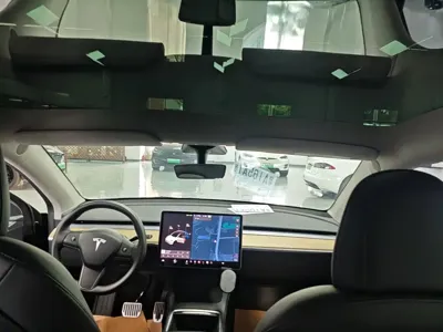 Tesla Model Y 2021, 125300 км, за 125600 CNY - фото 18