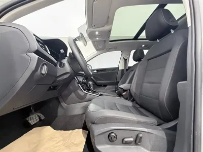 Volkswagen T-Roc 2022, 36000 км, за 107800 CNY - фото 7