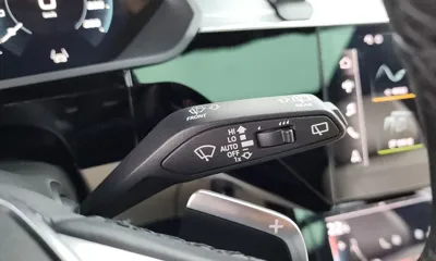 Audi e-tron 2022, 111017 км, за 41890000 KRW - фото 29