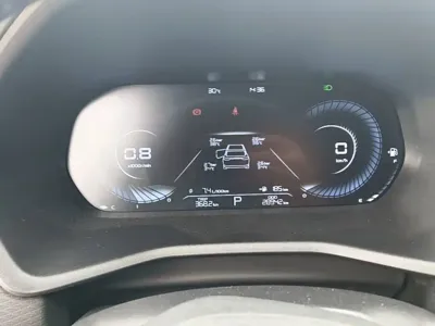 Geely Emgrand 2023, 28900 км, за 44100 CNY - фото 12
