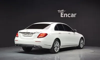 Mercedes-Benz E-Class 2018, 91693 км, за 19490000 KRW