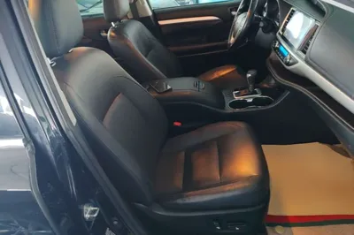 Toyota Highlander 2017, 87800 км, за 115592.67 CNY - фото 23