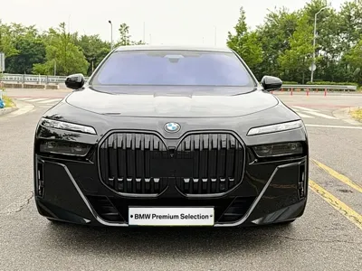 BMW 7-Series 2025, 17428 км, за 107000000 KRW