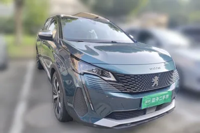 Peugeot 5008 2021, 74000 км, за 97470.49 CNY