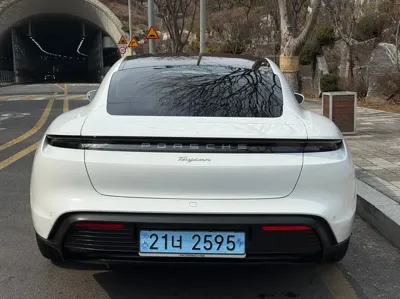 Porsche Taycan 2024, 11200 км, за 112000000 KRW