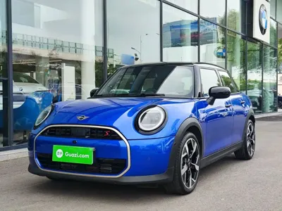 MINI MINI · 2024 год