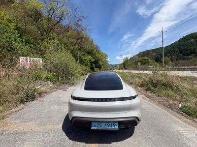 Porsche Taycan 2023, 45300 км, за 77330000 KRW - фото 6