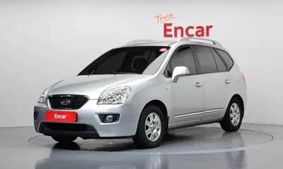 Kia Carens · 2012 год