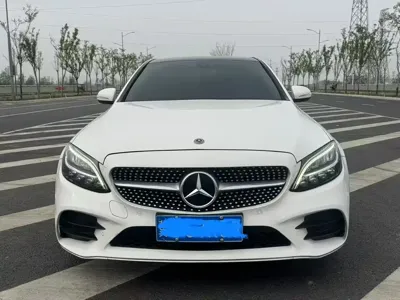 Mercedes-Benz C-Class 2019, 75000 км, за 108000 CNY