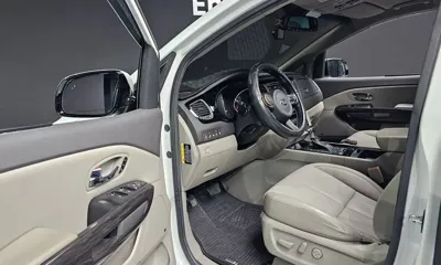 Kia Canival 2018, 82576 км, за 16500000 KRW - фото 13