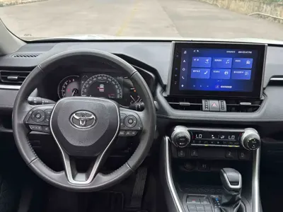 Toyota RAV4 2023, 43000 км, за 109800 CNY - фото 8