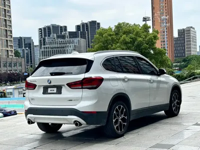 BMW X1 2022, 60000 км, за 110000 CNY