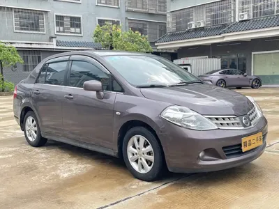 Nissan Tiida 2008, 75000 км, за 6800 CNY