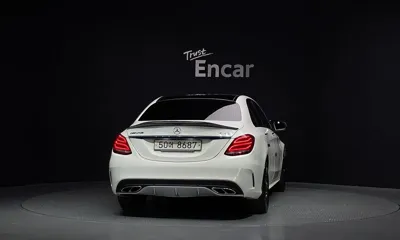 Mercedes-Benz C-Class 2018, 97902 км, за 28500000 KRW
