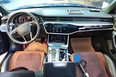 Audi A6L 2019, 74300 км, за 154436.27 CNY - фото 9