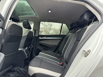 Volkswagen Golf 2022, 40700 км, за 72500 CNY - фото 10