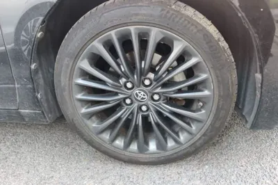 Toyota Avalon 2019, 92200 км, за 102526.97 CNY - фото 8