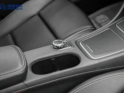 Mercedes-Benz GLA 2019, 42300 км, за 69800 CNY - фото 18