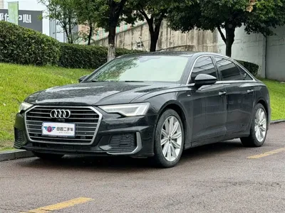 Audi A6L · 2022 год