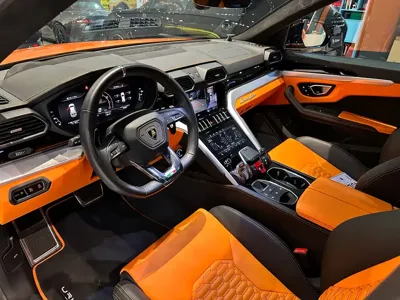 Lamborghini Urus 2023, 15000 км, за 2650000 CNY - фото 9