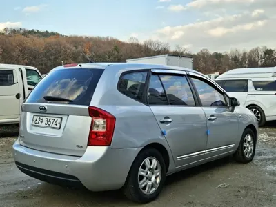 Kia Carens 2008, 302332 км, за 1700000 KRW