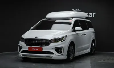 Kia Canival · 2019 год