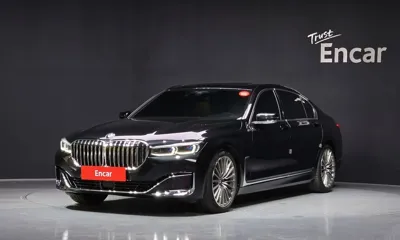 BMW 7-Series · 2022 год