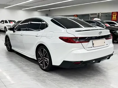 Toyota Camry 2024, 20000 км, за 118500 CNY