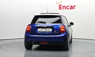 MINI Cooper 2019, 51361 км, за 15900000 KRW