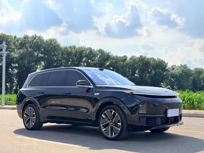 Li Auto Li L9 2025, 7600 км, за 338000 CNY
