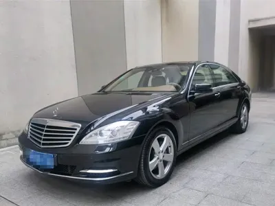 Mercedes-Benz S-Class · 2010 год