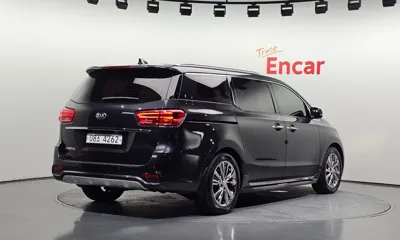 Kia Canival 2019, 122651 км, за 15000000 KRW