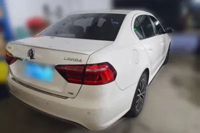 Volkswagen Lavida 2014, 147300 км, за 29670.54 CNY - фото 6