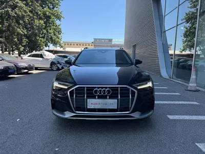 Audi A6 (Import) 2022, 132100 км, за 248800 CNY