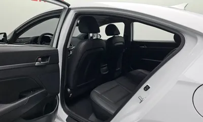Hyundai Avante 2018, 66260 км, за 11900000 KRW - фото 11