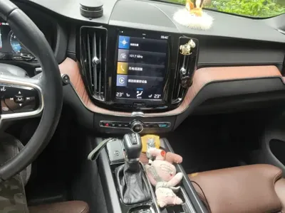 Volvo XC60 2020, 61600 км, за 132200 CNY - фото 6