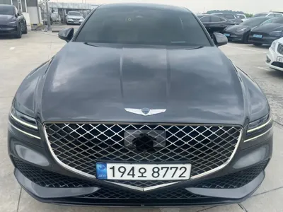 Genesis G80 · 2023 год