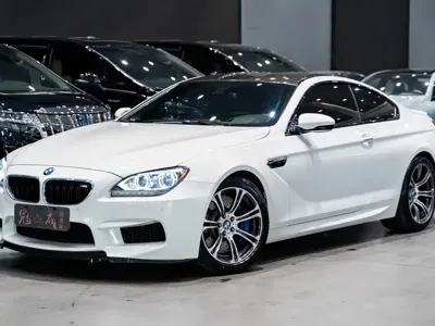 BMW M6 · 2016 год