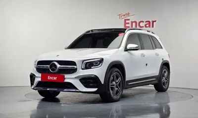Mercedes-Benz GLB-Class · 2023 год