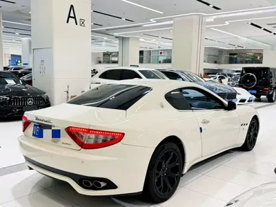 Maserati GranTurismo 2016, 50000 км, за 168000 CNY - фото 3