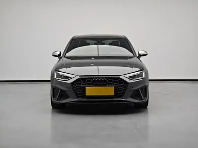 Audi S4 2025, 22000 км, за 295800 CNY