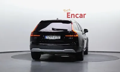 Volvo V90 2021, 98207 км, за 31990000 KRW