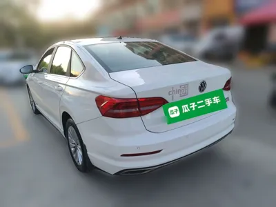 Volkswagen Lavida 2018, 72800 км, за 55369.46 CNY