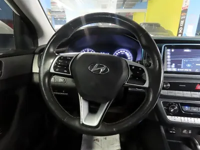 Hyundai Sonata 2019, 136735 км, за 8900000 KRW - фото 10