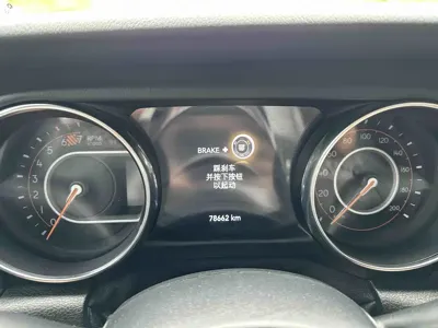 Jeep Wrangler 2019, 78000 км, за 215000 CNY - фото 10