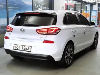 Hyundai i30 2018, 143891 км, за 9900000 KRW