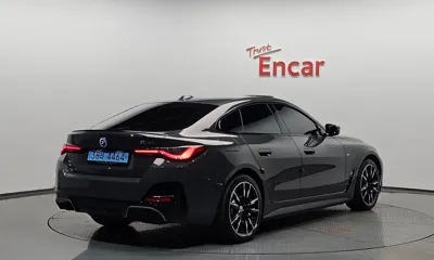 BMW i4 2023, 28039 км, за 58990000 KRW