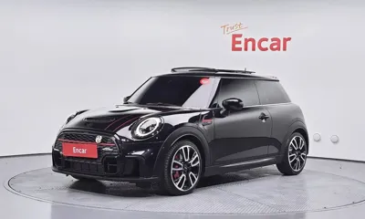 MINI Cooper · 2024 год