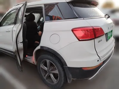 Haval H6 Coupe 2016, 100399 км, за 22732.41 CNY