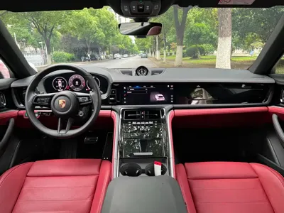 Porsche Panamera 2024, 8400 км, за 978000 CNY - фото 6